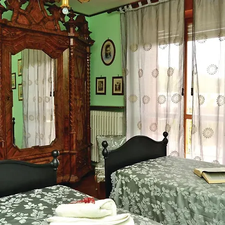 Le Rocche 2 Apartman Cisterna dʼAsti